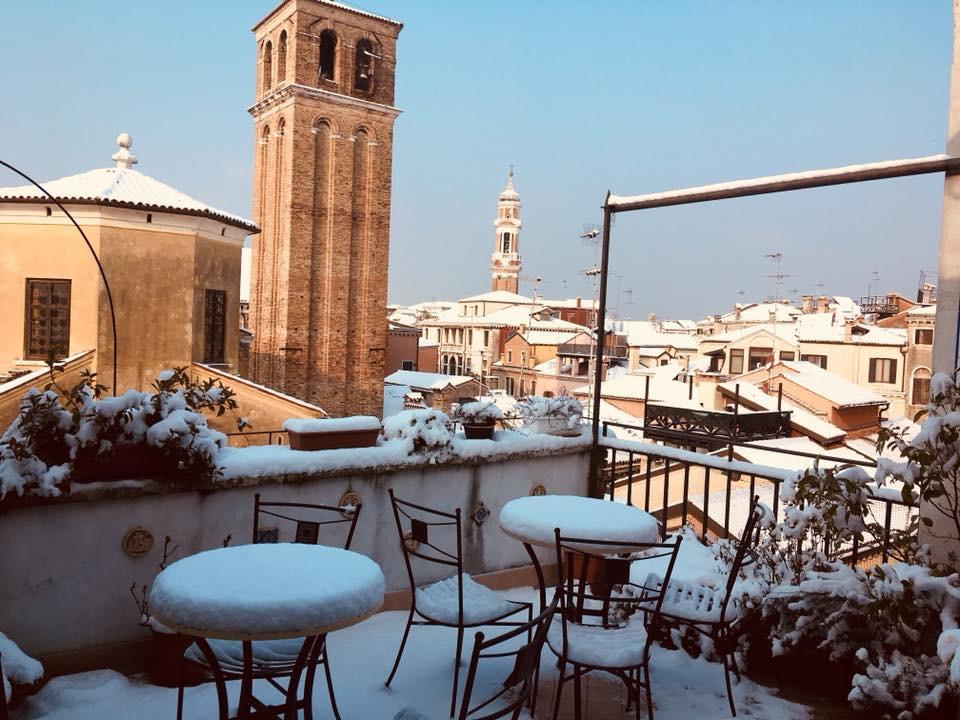 B&B La Terrazza Dei Miracoli Venice Luaran gambar